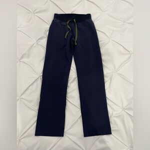 EUC like new figs livingston scrub pant sz XXS color quiet navy